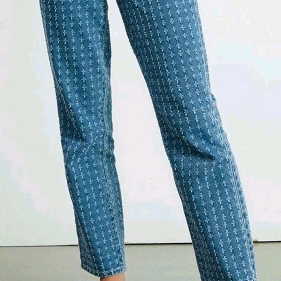 PacSun Jeans Womens Sz 25 Blue Dad Jean Straight All Over Distressed Crosses - Picture 1 of 8